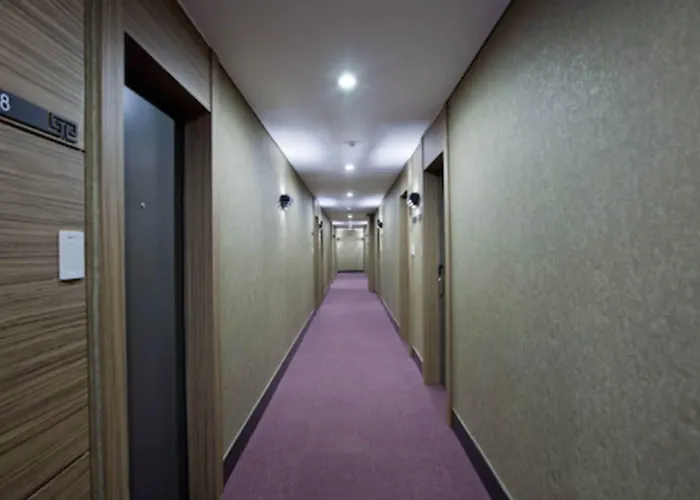 Tourist Hotel Seoul